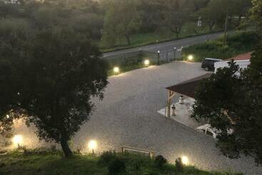 تختخواب و صبحانه Casa Rochinha