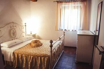 فندق Casalantico