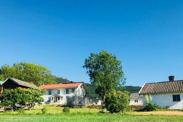 פנסיון Gårdsturisme Sønstebø