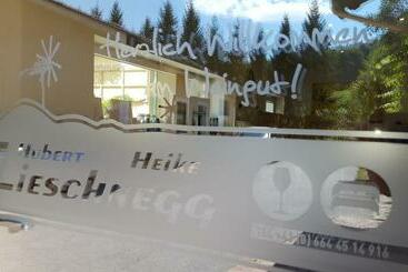 هاستل Weingut Lieschnegg
