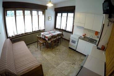 شقة فندقية Residence Catullo