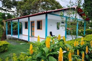 פנסיון Hostal Campestre El Santuario