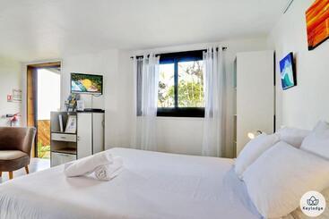 펜션 Les Gites Le Bambou   3 étoiles   Les Avirons