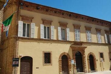 פנסיון Palazzo Fassitelli