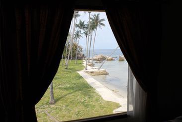 酒店 Bintan Cabana Beach Resort