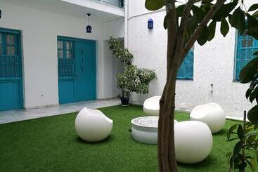 هتل Casual De Las Letras Sevilla