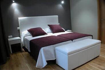 فندق Portal Del Matarraña