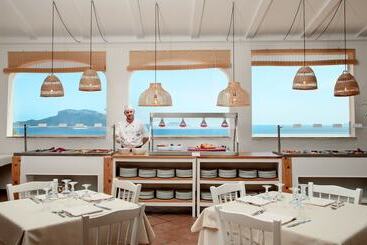 בית מלון כפרי Voi Colonna Village