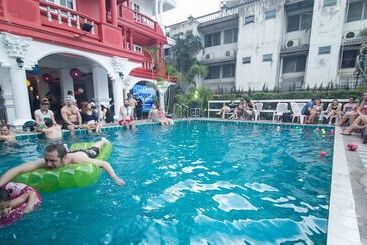 膳宿费 Royal Night Bazaar