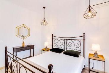 Quinta Almargem Lusitano   Farm House