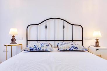 Quinta Almargem Lusitano   Farm House