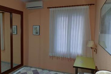 Hostal Angelines
