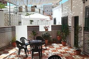 Hostal Avenida By Bossh! Hotels