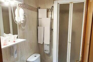 مسافرخانه Hospedaje Bar El Gato Del Acueducto