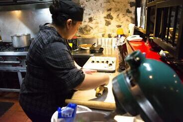 ホテル Downtown Beds