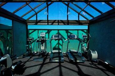 Pattaya Modus Beachfront Resort