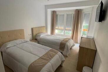 پانسیون Pensión Portugal