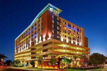 ホテル Aloft Houston By The Galleria