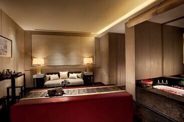 هتل Banyan Tree Tianjin Riverside