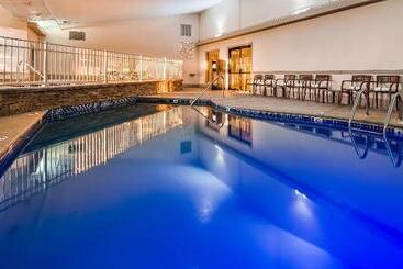 فندق Americinn By Wyndham Birch Run   Frankenmuth