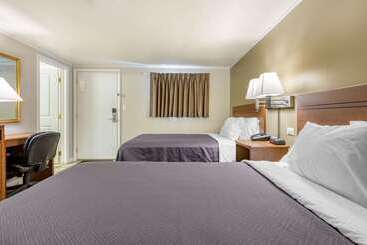 فندق Econo Lodge Bellefonte I99