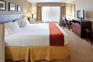 Holiday Inn Express Hotel & Suites Vancouver Mall Portland Area, An Ihg