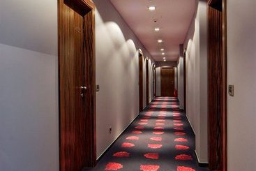 Nobel Design Hotel