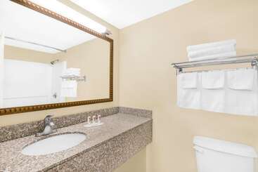 Szálloda Travelodge By Wyndham Lima Oh