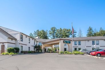 فندق على الطريق Quality Inn Binghamton West