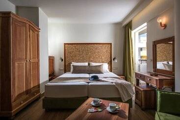 בית מלון כפרי Anesis Blue Boutique