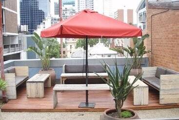 בית מלון כפרי City Centre Budget