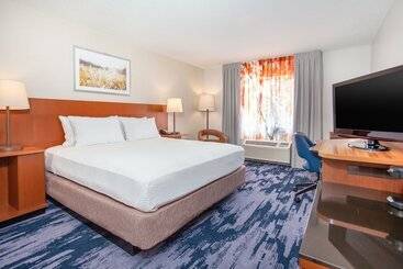 هتل Fairfield Inn By Marriott North Little Rock