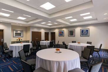 فندق Hampton Inn & Suites Wilmington Christiana