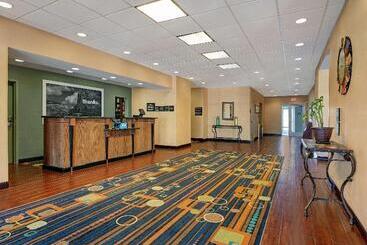 Отель Hampton Inn Lordsburg