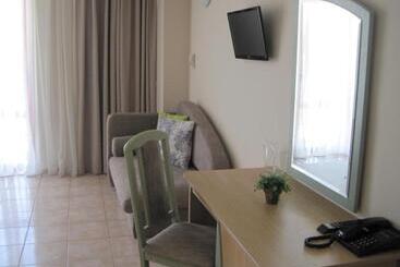 호텔 Longoza   All Inclusive