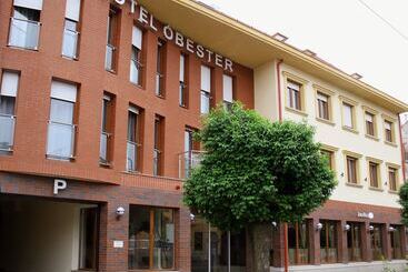 فندق Obester