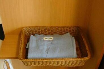 בית מלון כפרי Route Inn Naha Asahibashi Ekihigashi