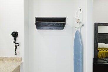 호텔 Sapphire Inn And Suites