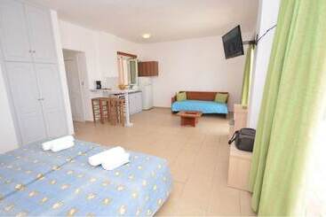 Lemon Tree Corfu Apartments By Konnect