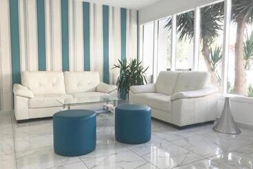 Margarita Napa Apartments