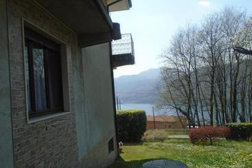 تختخواب و صبحانه Bellavista