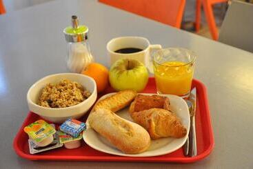 Brit Hotel Caen-est Mondeville