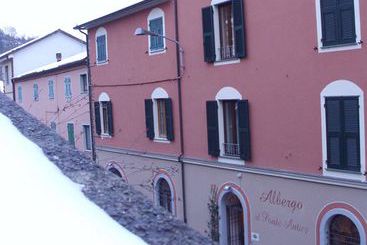 Отель Albergo Al Ponte Antico