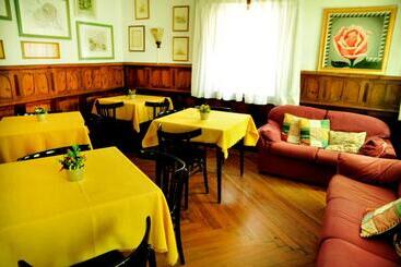 בית מלון כפרי Albergo Trieste