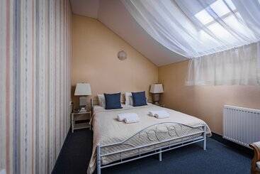 هتل Moon Garden Boutique