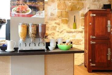 בית מלון כפרי Cote Basque