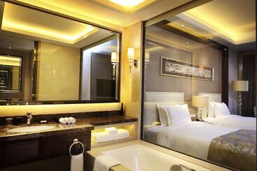 هتل Doubletree By Hilton Chongqing Wanzhou