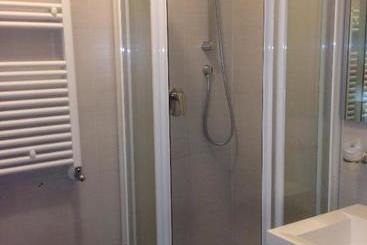 هتل Eur Guest House