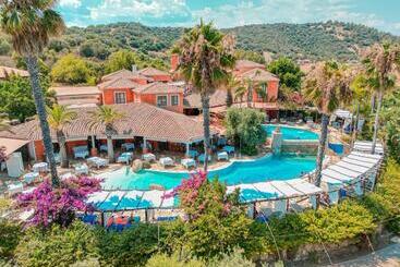 Felix Hotels   Galanias Hotel & Retreat