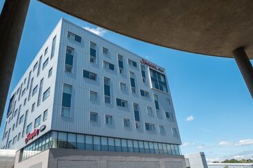 ホテル Hampton By Hilton London Gatwick Airport